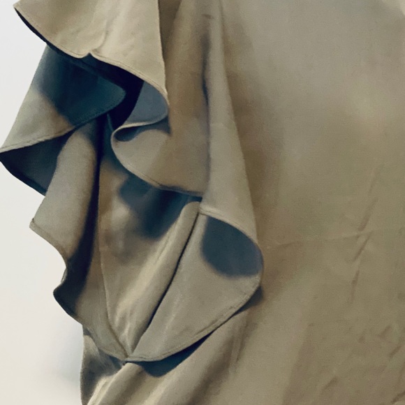 Ruffled Sleeve Army Green Blouse - Picture 4 of 6